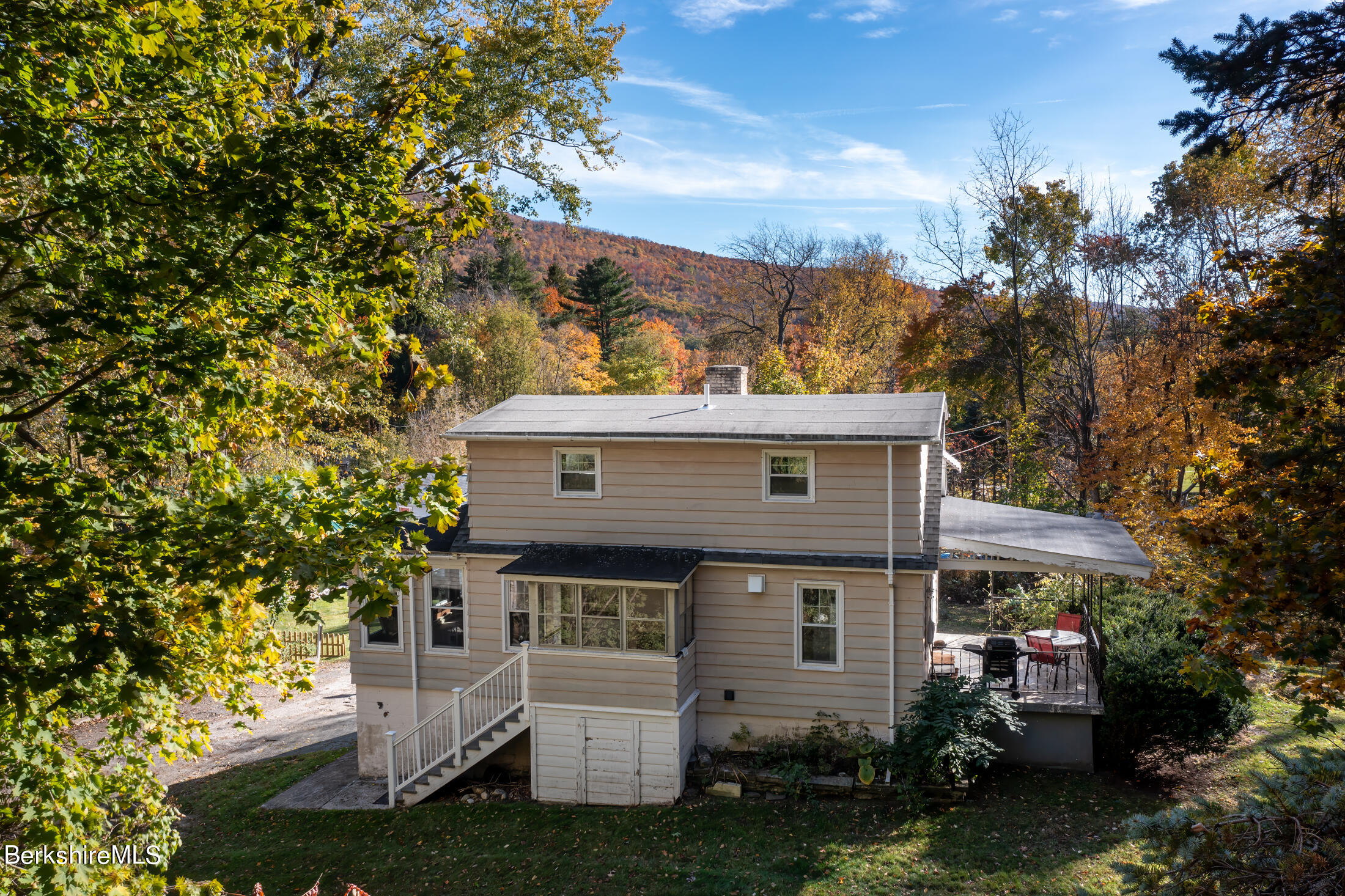 153 Shadowland Cove Road Cheshire, MA 01225 - Photo 19 of 22 side entrance via livingroom