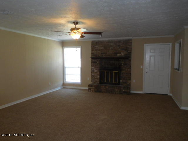 2476 Ridgecrest Avenue Orange Park, FL 32065 - Photo 3 of 19 Great room