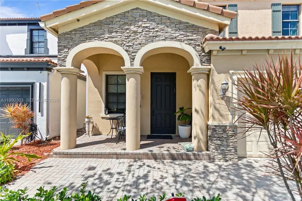 $5,500 | 19244 Northeast 9th Place, Miami, FL 33179