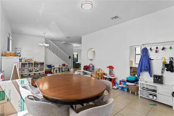$5,500 | 19244 Northeast 9th Place, Miami, FL 33179