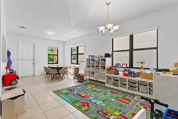 $5,500 | 19244 Northeast 9th Place, Miami, FL 33179