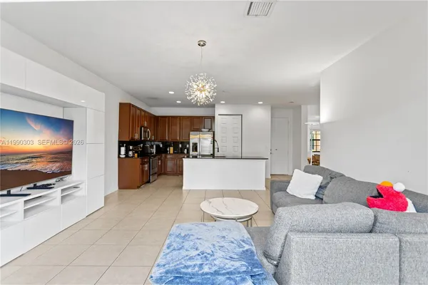 $5,500 | 19244 Northeast 9th Place, Miami, FL 33179