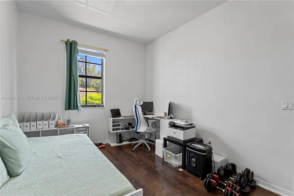 $5,500 | 19244 Northeast 9th Place, Miami, FL 33179