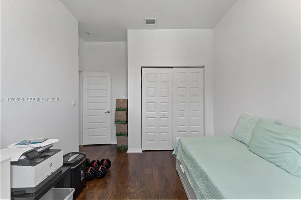 $5,500 | 19244 Northeast 9th Place, Miami, FL 33179