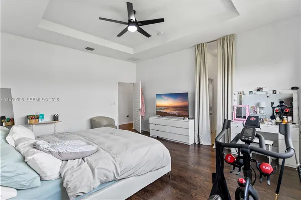 $5,500 | 19244 Northeast 9th Place, Miami, FL 33179