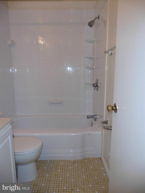 8402 North Point Court Laurel, MD 20708 - Photo 12 of 24 Bath
