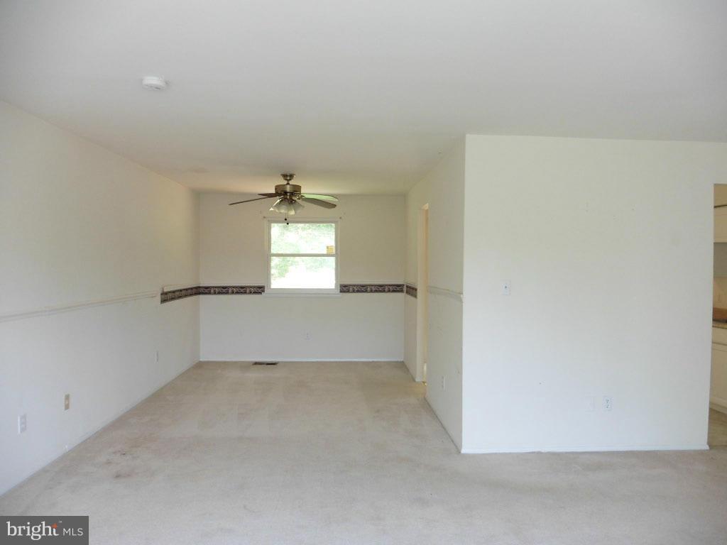8402 North Point Court Laurel, MD 20708 - Photo 7 of 24 Interior (General)