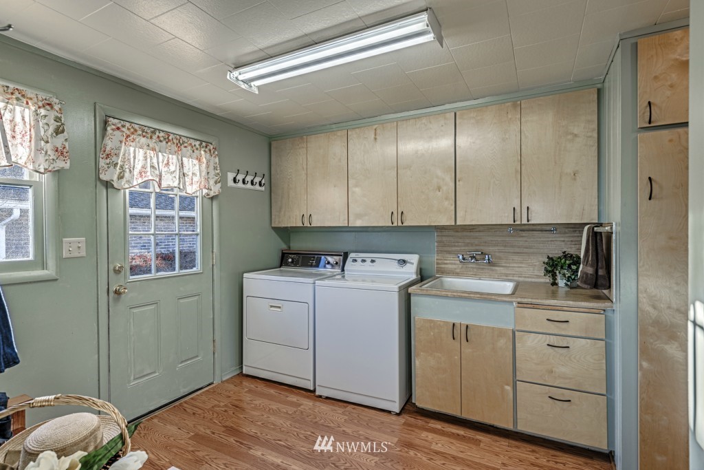 15255 Deception Road Anacortes, WA 98221 - Photo 19 of 25 Gallery Image 19