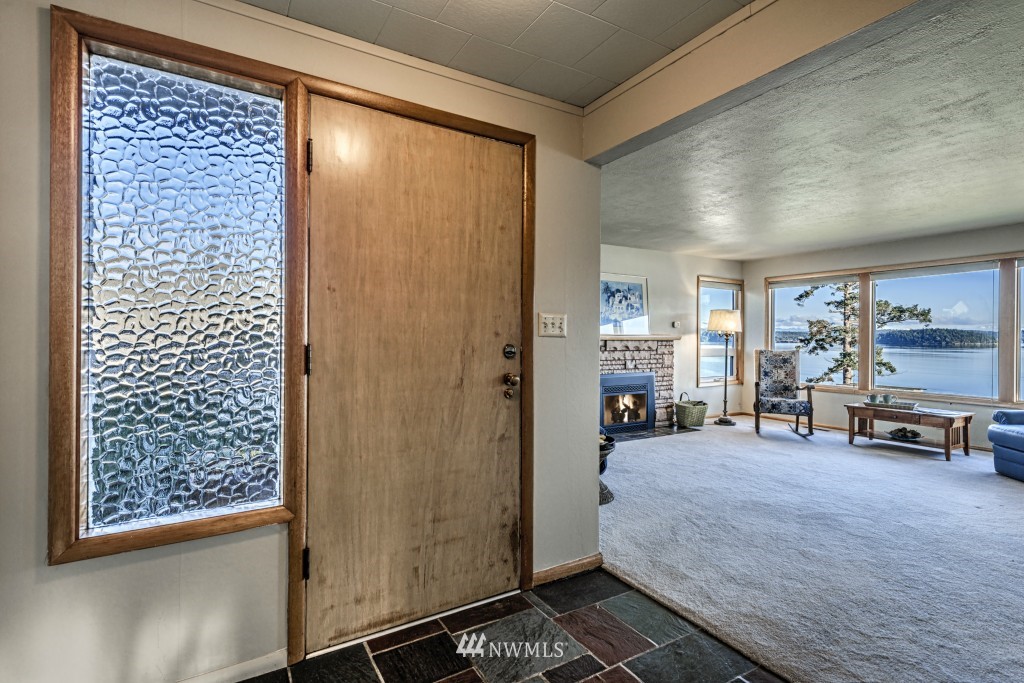 15255 Deception Road Anacortes, WA 98221 - Photo 10 of 25 Gallery Image 10