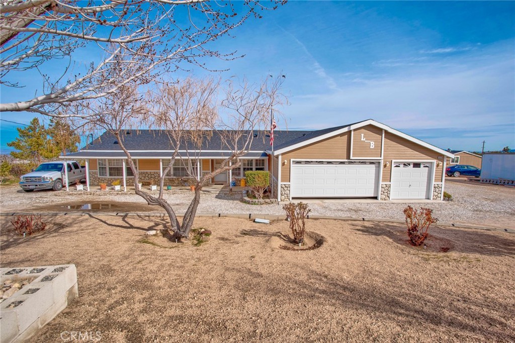 3326 Quail Road Pinon Hills, CA 92372 - Photo 1 of 1 a view of a house with backyard