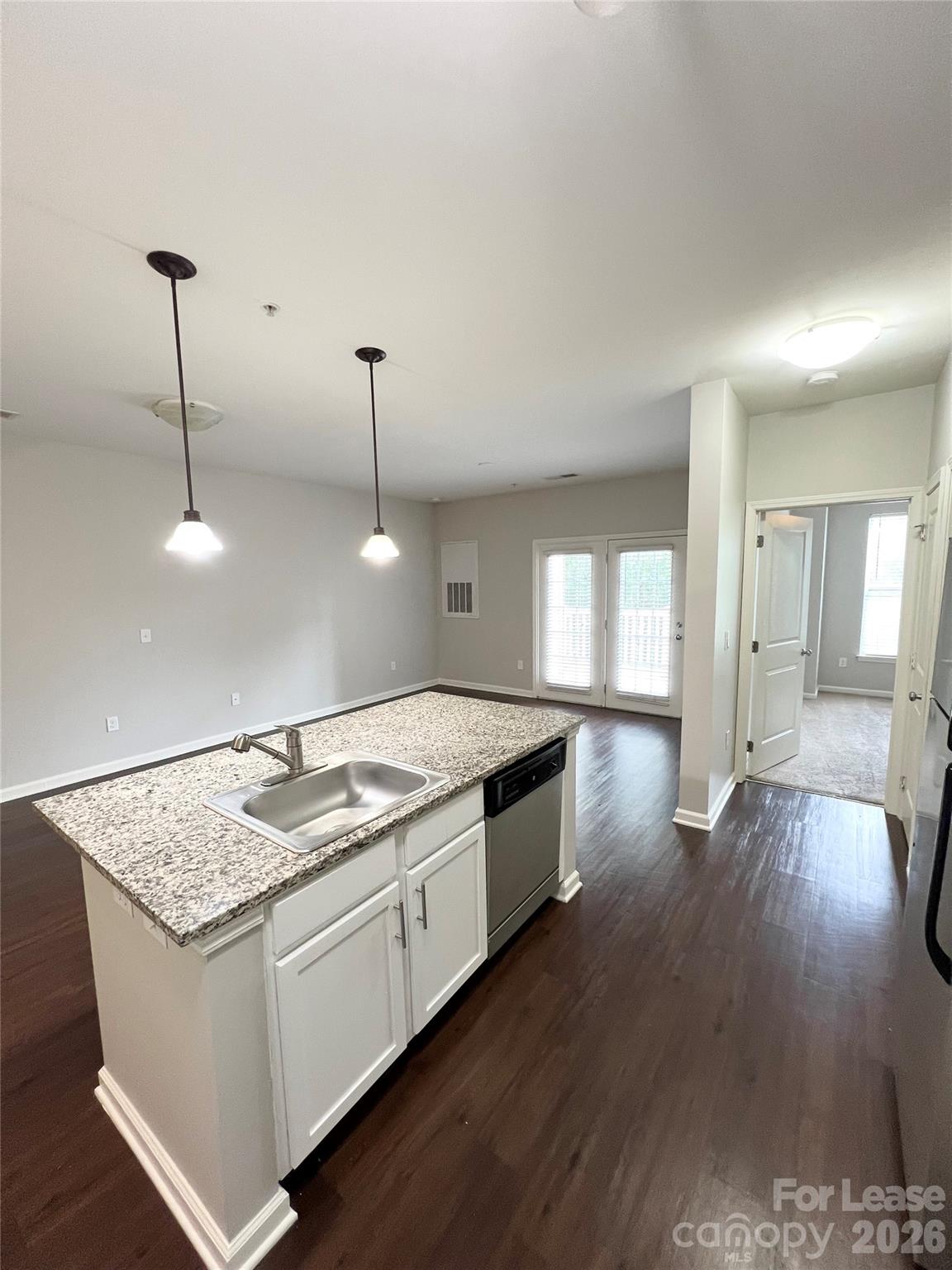 4310 Park Road, Unit 404 Charlotte, NC 28209 - Photo 5 of 10