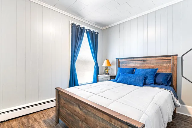 $1,200 | 121 Main Street, Unit 3, Colebrook, NH 03576