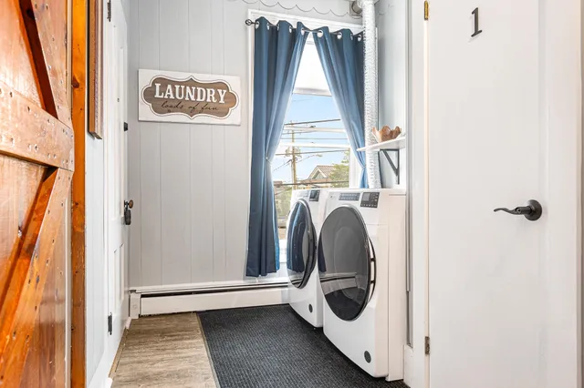 $1,200 | 121 Main Street, Unit 3, Colebrook, NH 03576