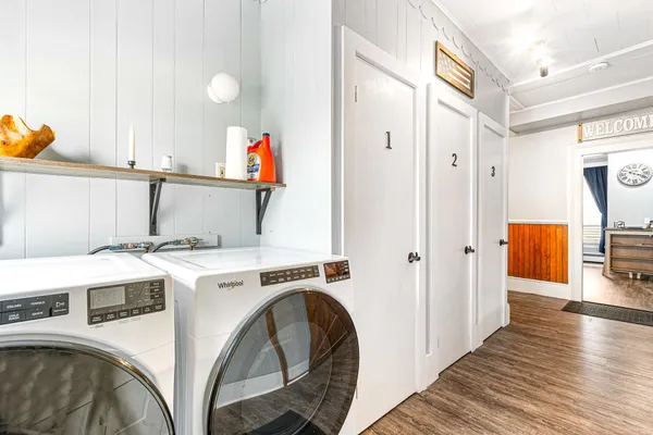 $1,200 | 121 Main Street, Unit 3, Colebrook, NH 03576