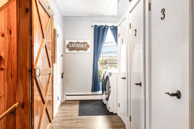 $1,200 | 121 Main Street, Unit 3, Colebrook, NH 03576