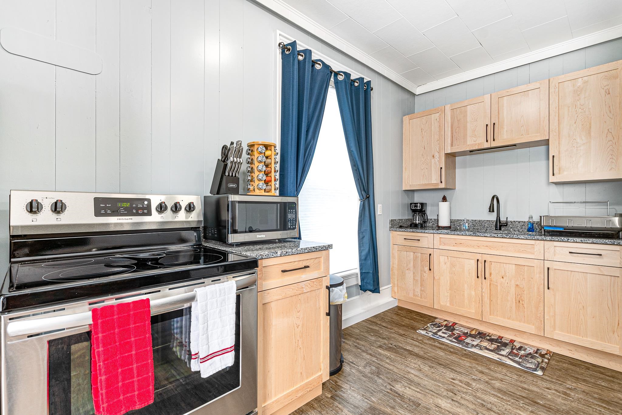 121 Main Street, Unit 3 Colebrook, NH 03576 - Photo 5 of 20