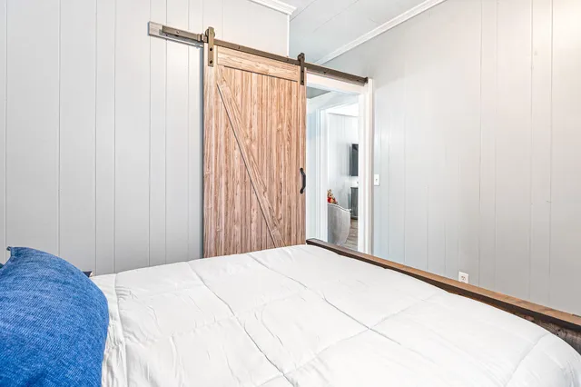 $1,200 | 121 Main Street, Unit 3, Colebrook, NH 03576