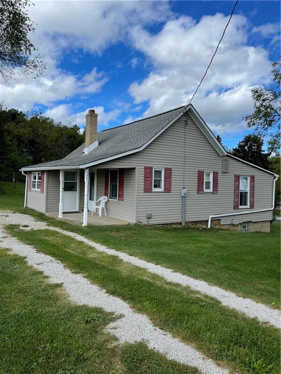 527 Chartiers Run Road Canonsburg, PA 15317 - Photo 2 of 20 Gallery Image 2