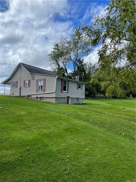 527 Chartiers Run Road Canonsburg, PA 15317 - Photo 4 of 20 Gallery Image 4