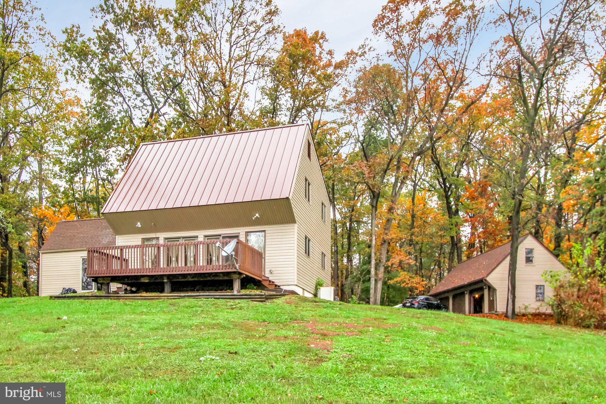 5054 Walters Hatchery Road Spring Grove, PA 17362 - Photo 2 of 30