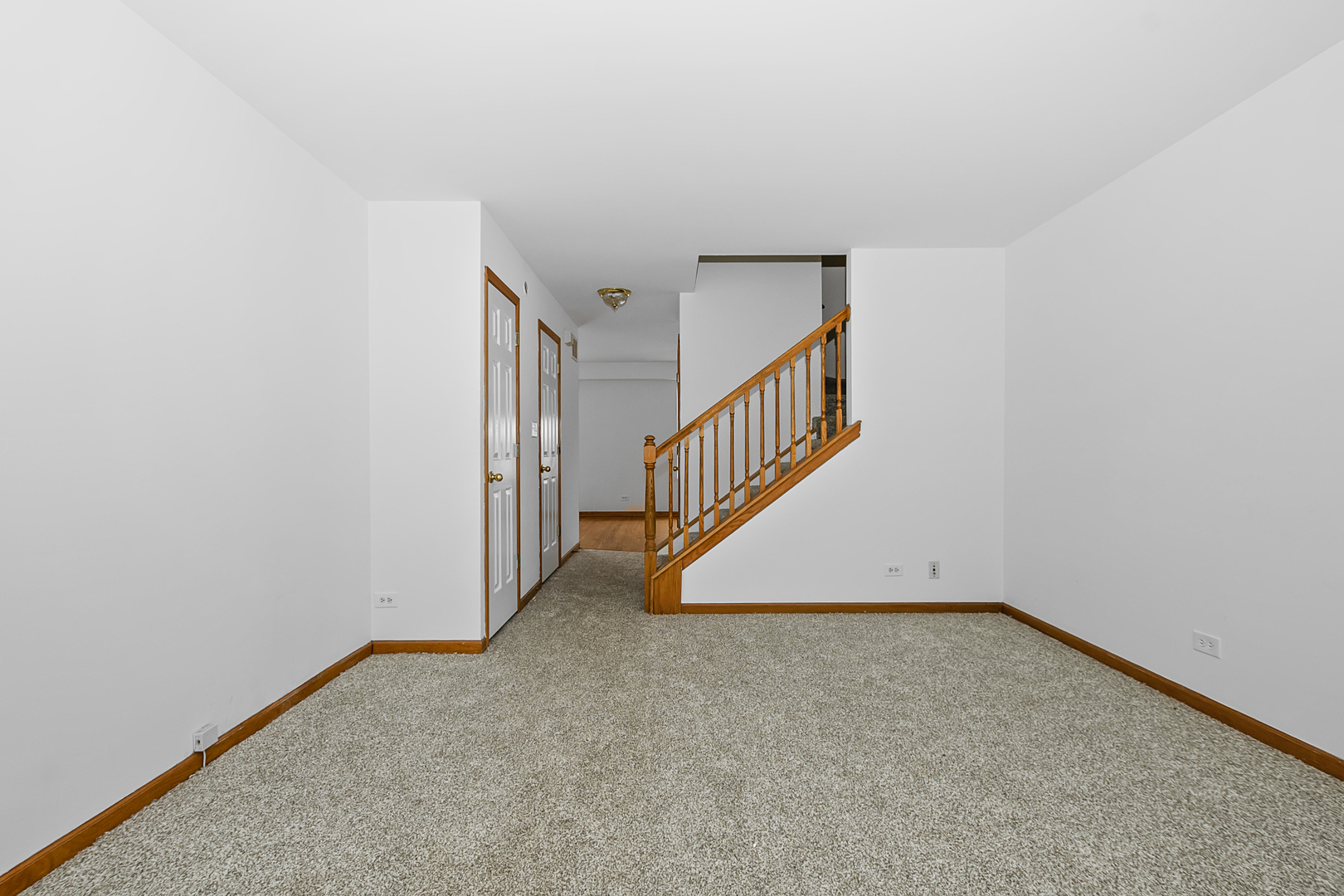6823 Roberts Road Bridgeview, IL 60455 - Photo 2 of 22 a view of an entryway with stairs