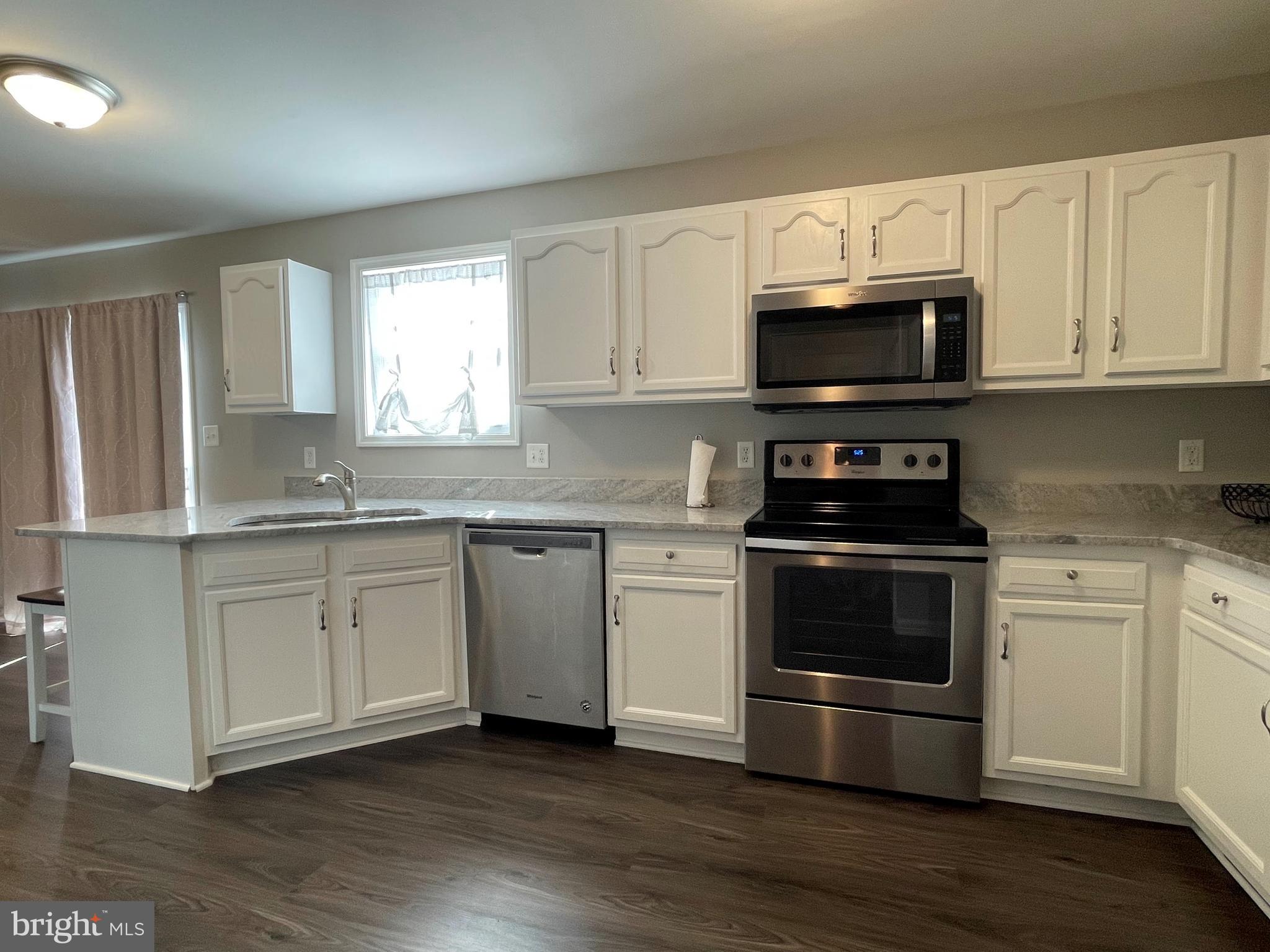 171 Peter Rabbit Drive Ranson, WV 25438 - Photo 17 of 35