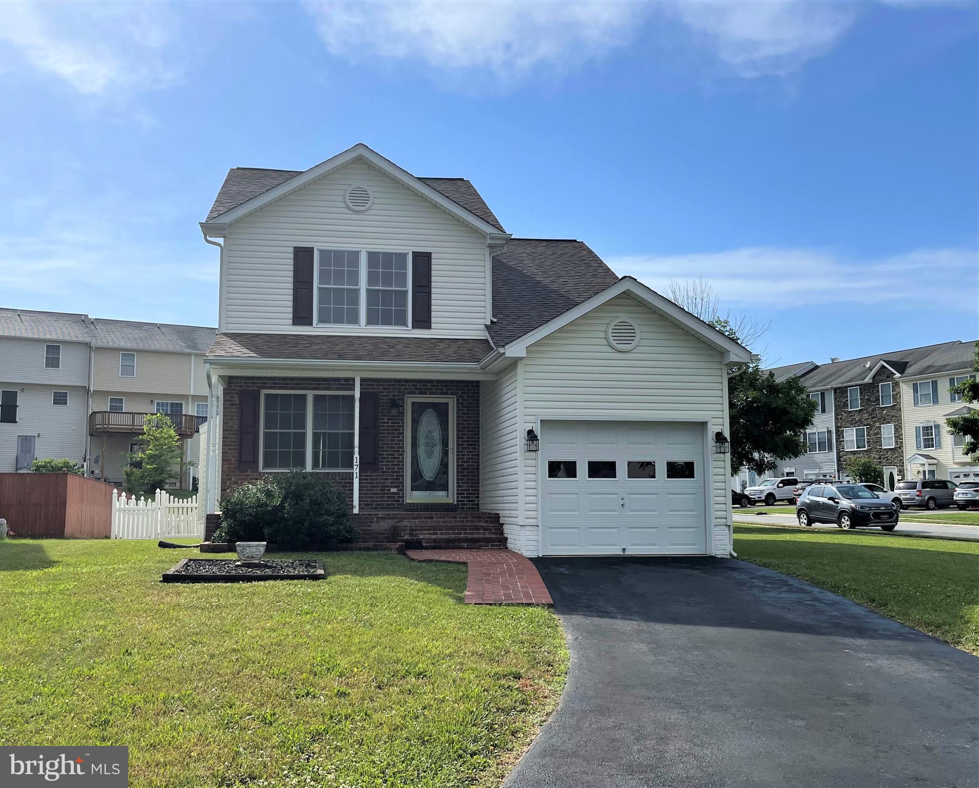 171 Peter Rabbit Drive Ranson, WV 25438 - Photo 2 of 35