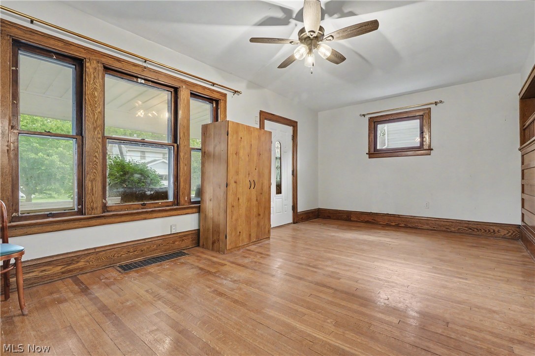 456 Delmar Avenue Akron, OH 44310 - Photo 12 of 27