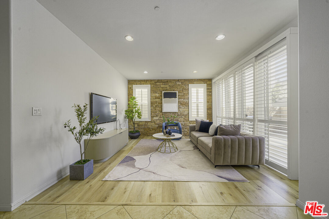 2684 East Santa Fe Road Brea, CA 92821 - Photo 12 of 42 Gallery Image 12
