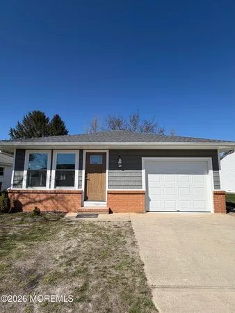 $350,000 | 114 Barbuda Street, Toms River, NJ 08757