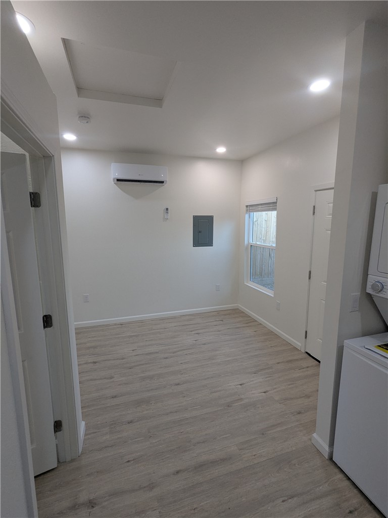 1209 Wilson Road, Unit A Bakersfield, CA 93304 - Photo 16 of 18