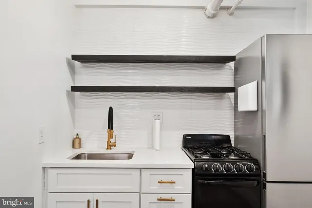 $180,000 | 3039 Macomb Street Northwest, Unit 3A, Washington, DC 20008