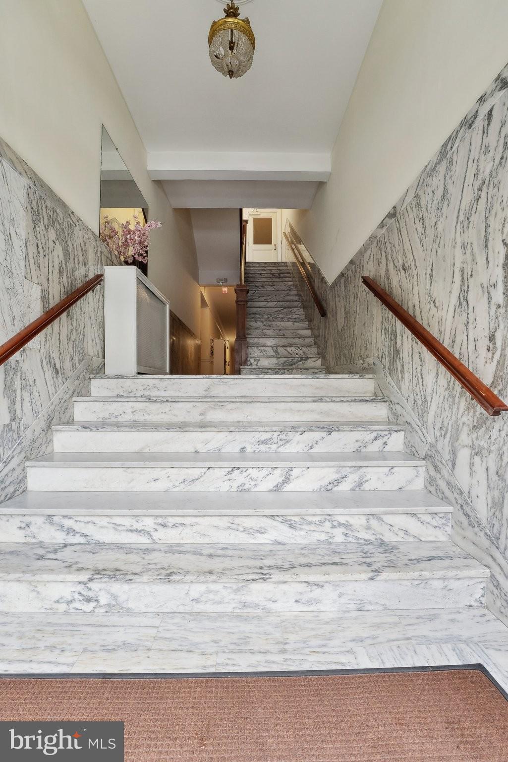 3039 Macomb Street Northwest, Unit 3A Washington, DC 20008 - Photo 29 of 35