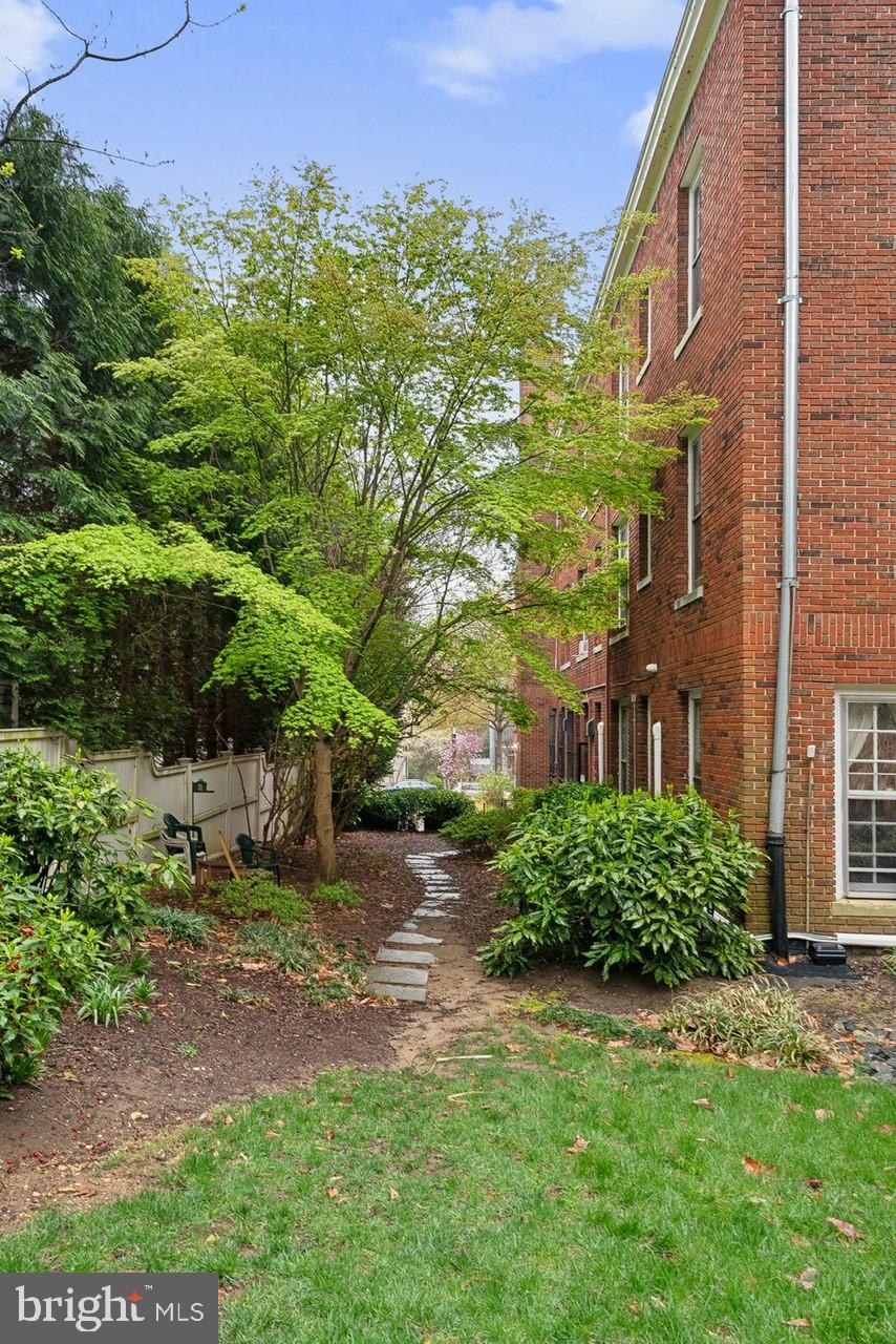 3039 Macomb Street Northwest, Unit 3A Washington, DC 20008 - Photo 34 of 35