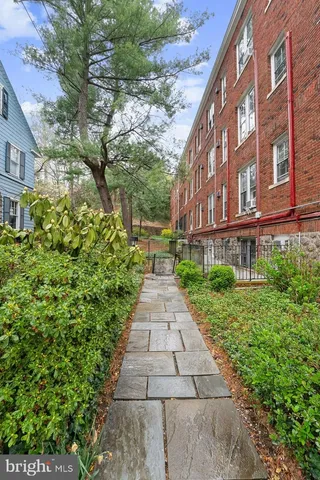 $180,000 | 3039 Macomb Street Northwest, Unit 3A, Washington, DC 20008