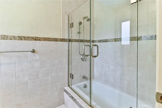 $5,750 | 19051 Los Alimos Street, Porter Ranch, CA 91326