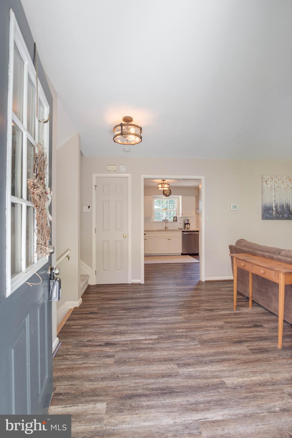 4049 Rinehart Road Westminster, MD 21158 - Photo 5 of 49 Gallery Image 5