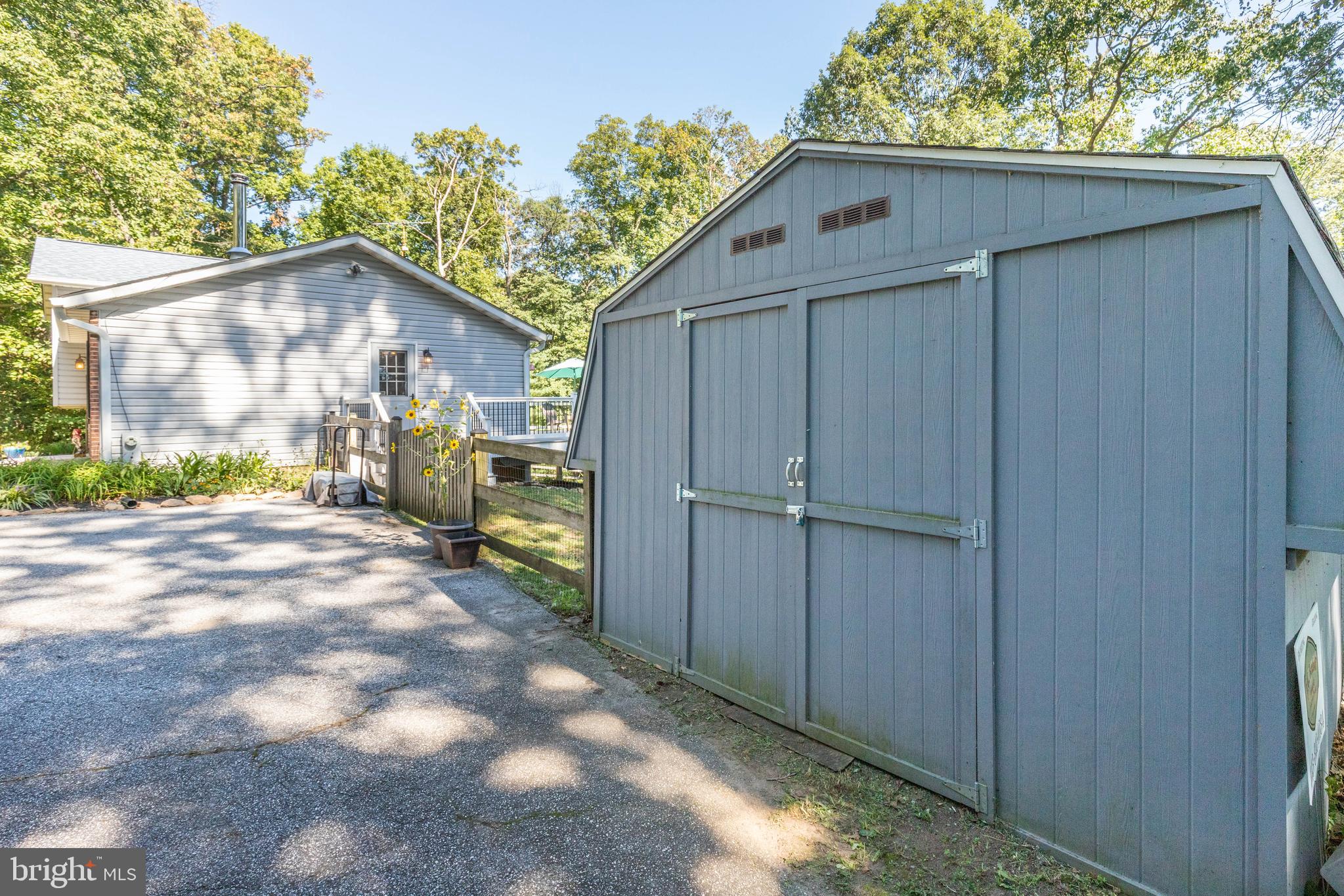 4049 Rinehart Road Westminster, MD 21158 - Photo 48 of 49 Gallery Image 48