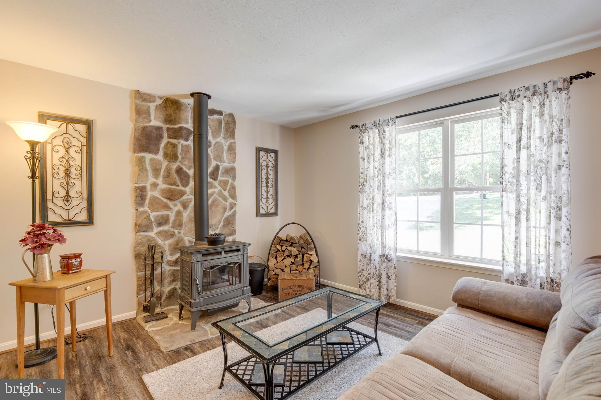 4049 Rinehart Road Westminster, MD 21158 - Photo 8 of 49 Gallery Image 8