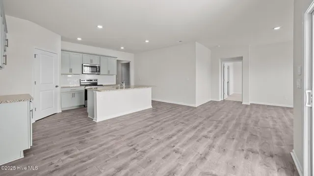 $325,990 | 1605 Stonebriar Drive, Winterville, NC 28590