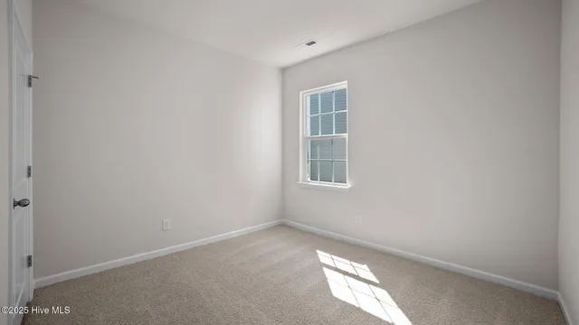 $325,990 | 1605 Stonebriar Drive, Winterville, NC 28590