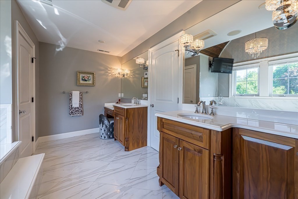 451 York Street Canton, MA 02021 - Photo 22 of 38 Gallery Image 22