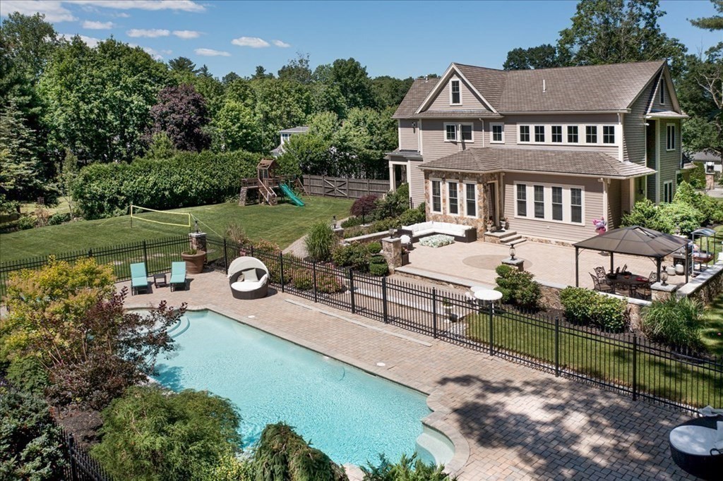 451 York Street Canton, MA 02021 - Photo 3 of 38 Gallery Image 3