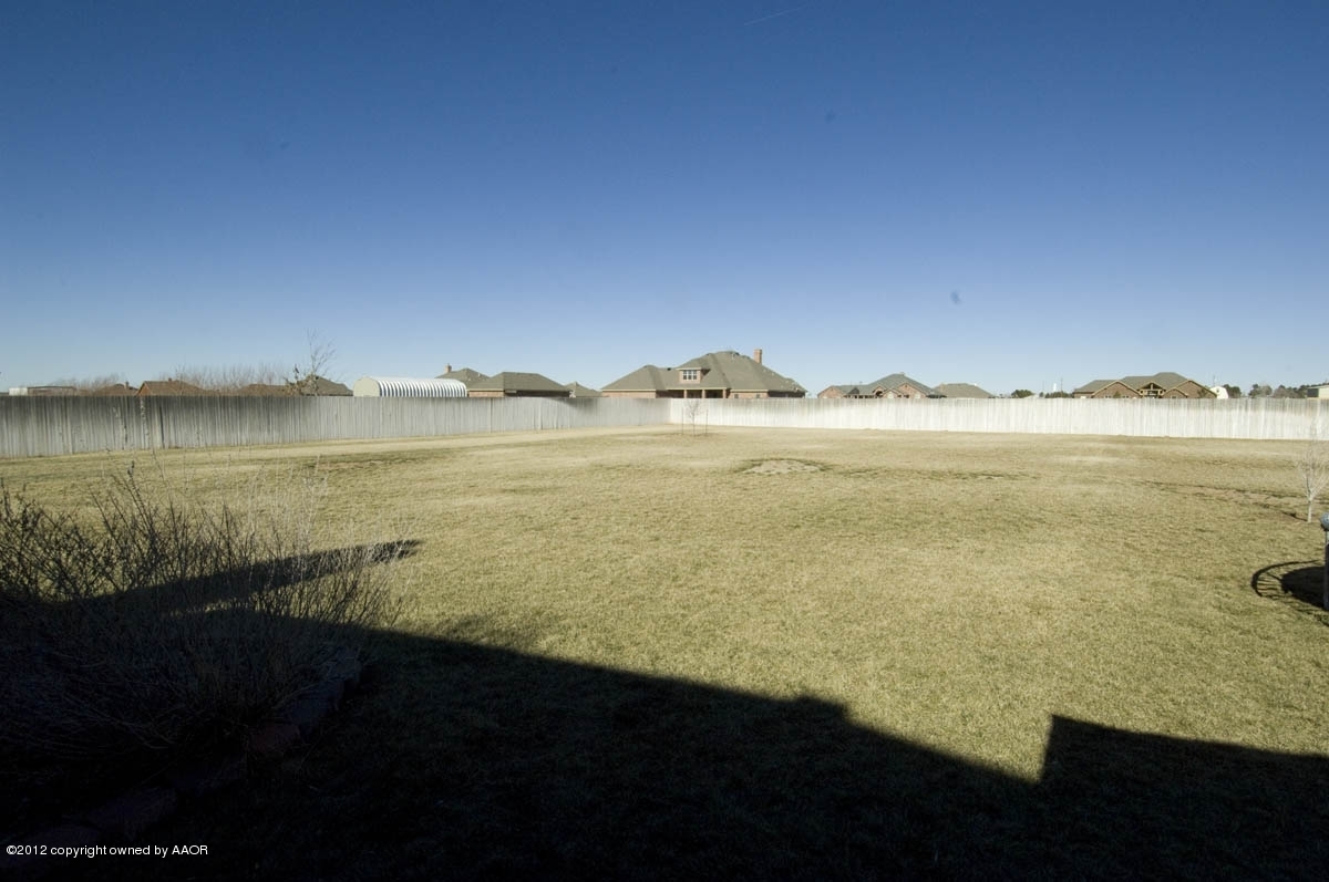19300 Saddleback Road Amarillo, TX 79119 - Photo 31 of 36 back yard view 2