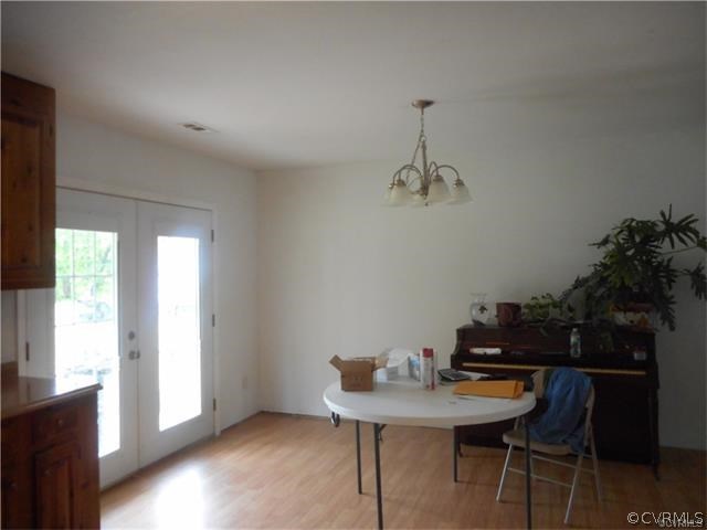 13325 Centerville Road Disputanta, VA 23842 - Photo 5 of 9 Gallery Image 5