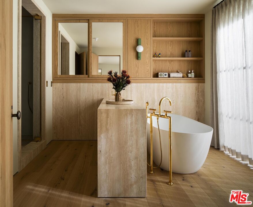 3274 Oakdell Road Studio City, CA 91604 - Photo 15 of 21 a view of living room