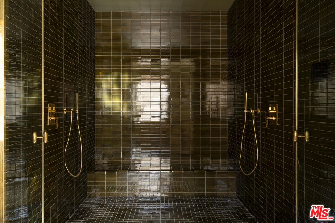 3274 Oakdell Road Studio City, CA 91604 - Photo 19 of 21 a bathroom with a shower