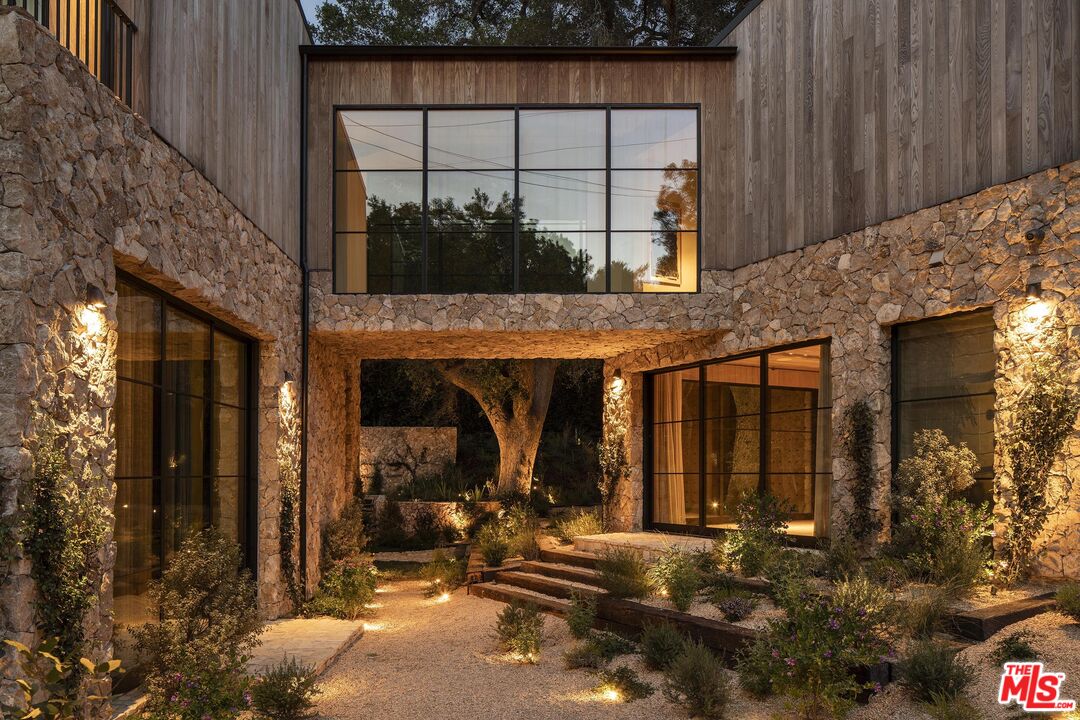 3274 Oakdell Road Studio City, CA 91604 - Photo 3 of 21 a view of a house with roof and windows