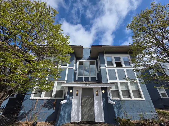 $1,899,900 | 2020 East Franklin Avenue, Minneapolis, MN 55404