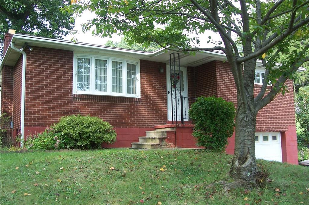 1112 McElheny Rd Extension Pittsburgh, PA 15209 - Photo 3 of 21